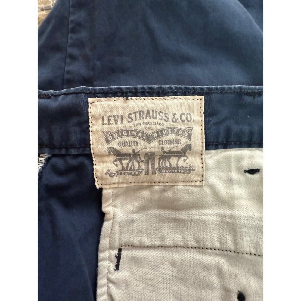 Levis Cotton Navy Flat Front Men's 40 Bermuda Shorts Preppy Casual Golf Academia - Picture 4 of 8